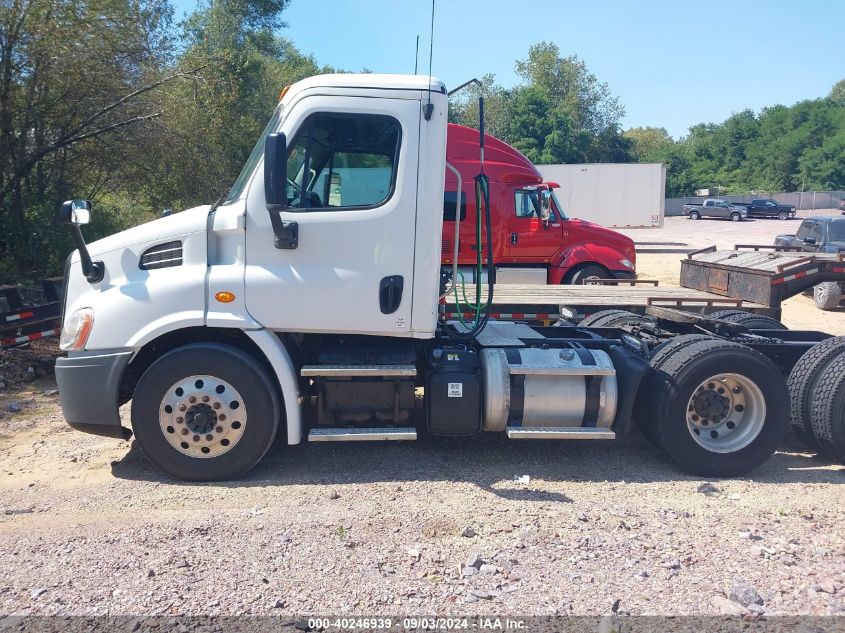 2016 Freightliner Cascadia 113 VIN: 3AKJGBDV5GSGX7541 Lot: 40246939