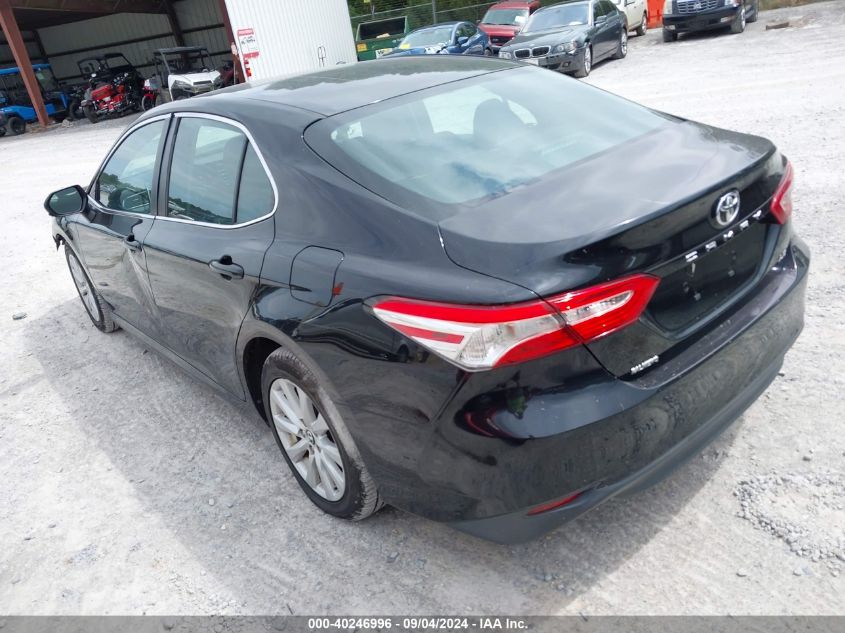 VIN 4T1B11HK2JU151669 2018 Toyota Camry, LE no.3