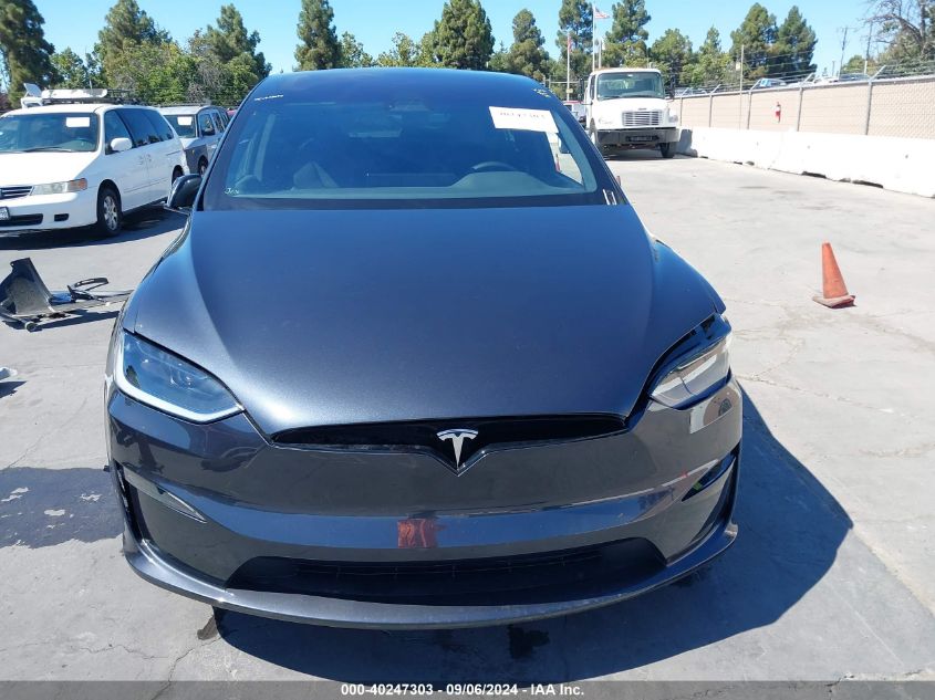 2024 Tesla Model X VIN: 7SAXCBE52RF447369 Lot: 40247303