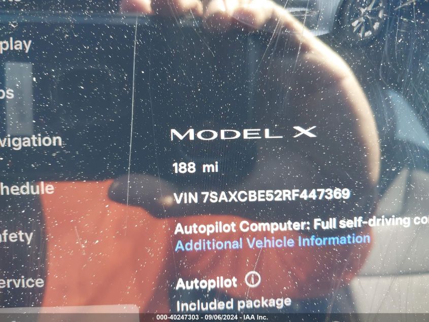 2024 Tesla Model X VIN: 7SAXCBE52RF447369 Lot: 40247303