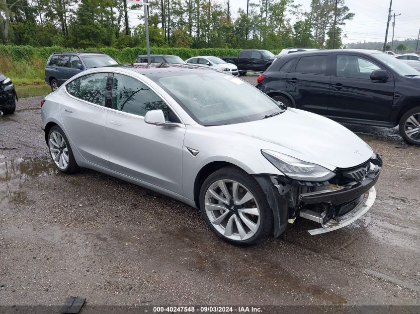 5YJ3E1EA3JF048486 2018 TESLA MODEL 3 - Image 1