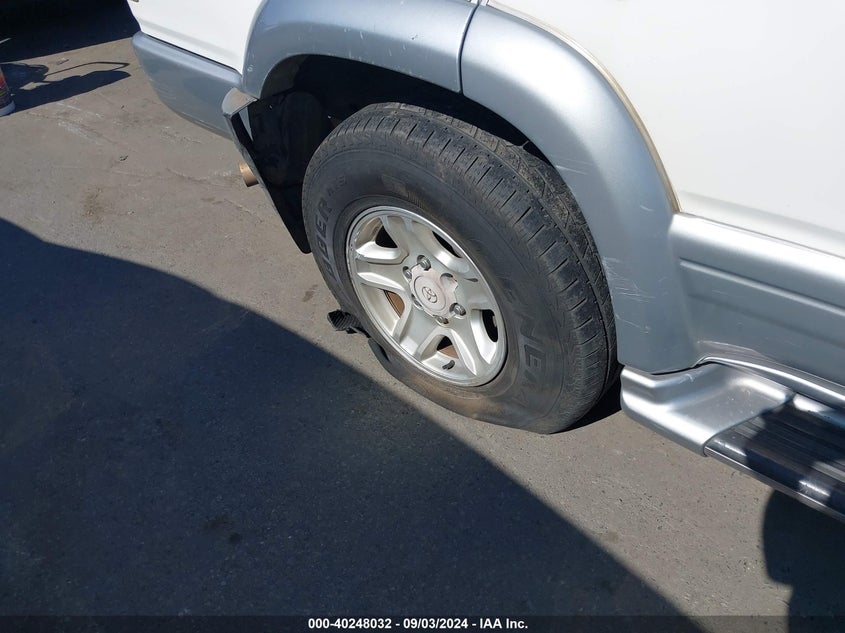 JT3GN87R8Y0158556 2000 Toyota 4Runner Limited V6