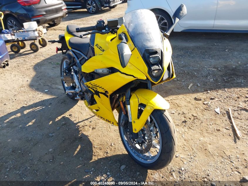 2024 Suzuki Gsx800 F VIN: JS1EM13B9R7102750 Lot: 40248090