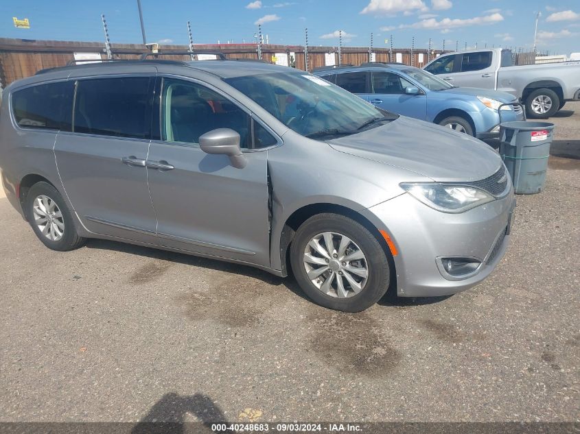 2017 Chrysler Pacifica Touring-L VIN: 2C4RC1BG2HR539400 Lot: 40248683