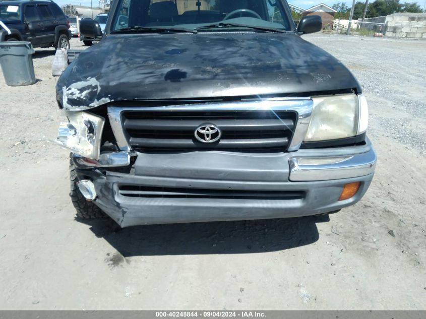 1998 Toyota Tacoma Base V6 VIN: 4TAWN72N3WZ085736 Lot: 40248844