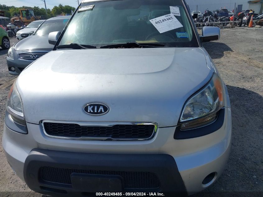 2011 Kia Soul + VIN: KNDJT2A22B7324018 Lot: 40249485