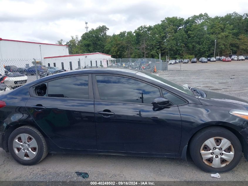 2017 Kia Forte Lx/S VIN: 3KPFK4A75HEE02587 Lot: 40249502