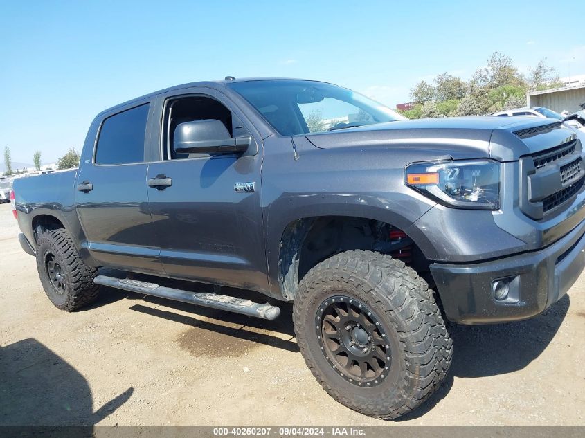 5TFDY5F15HX656673 2017 Toyota Tundra Crewmax Sr5/Trd Pro