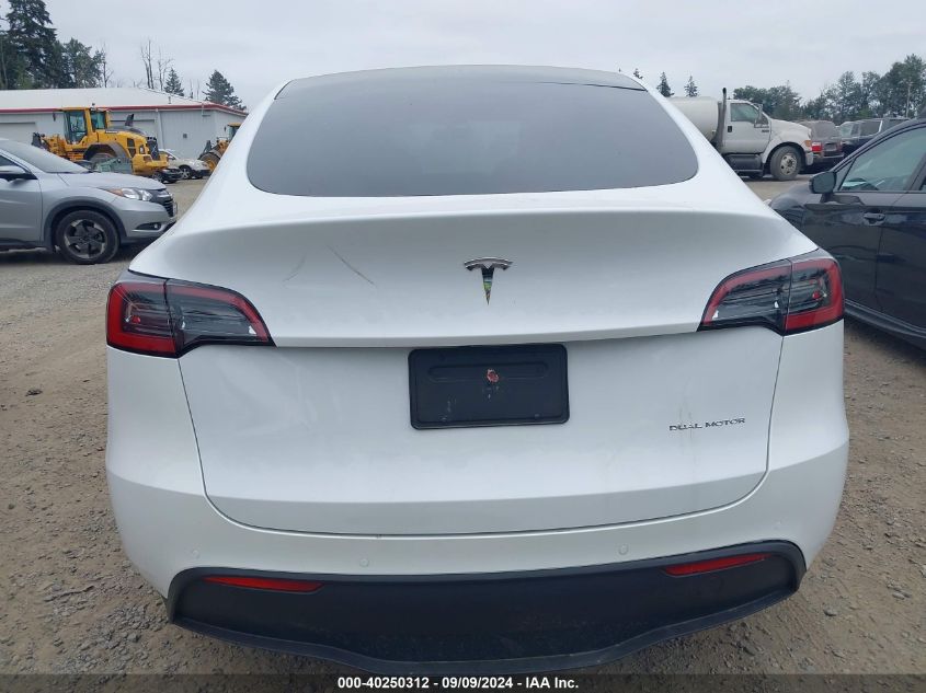 2022 Tesla Model Y Long Range Dual Motor All-Wheel Drive VIN: 7SAYGAEE4NF566361 Lot: 40250312