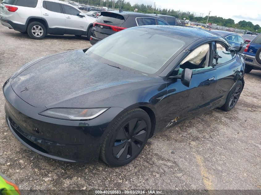 5YJ3E1EA3RF733695 2024 TESLA MODEL 3 - Image 2