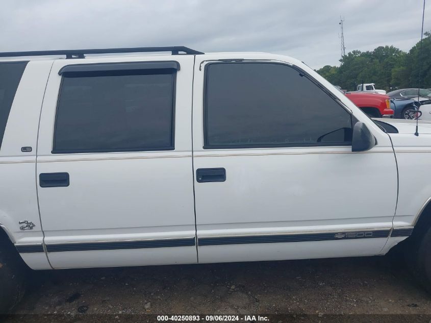 1999 Chevrolet Suburban 1500 Lt VIN: 3GNEC16R3XG164266 Lot: 40250893