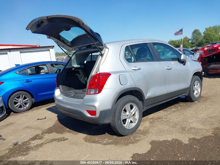 2018 Chevrolet Trax Ls VIN: 3GNCJNSB7JL358357 Lot: 40250917