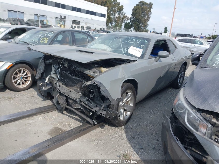 VIN 2C3CDZAG6JH199946 2018 DODGE CHALLENGER SXT