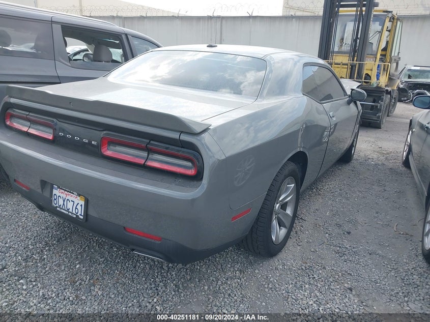 VIN 2C3CDZAG6JH199946 2018 DODGE CHALLENGER SXT