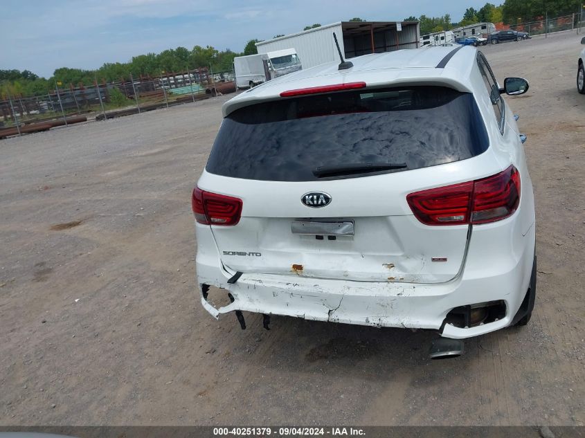 2019 Kia Sorento 2.4L L VIN: 5XYPG4A32KG599281 Lot: 40251379