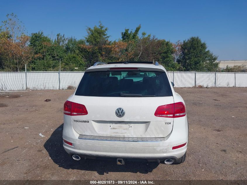 2014 Volkswagen Touareg Tdi R-Line VIN: WVGDP9BP0ED009126 Lot: 40251573