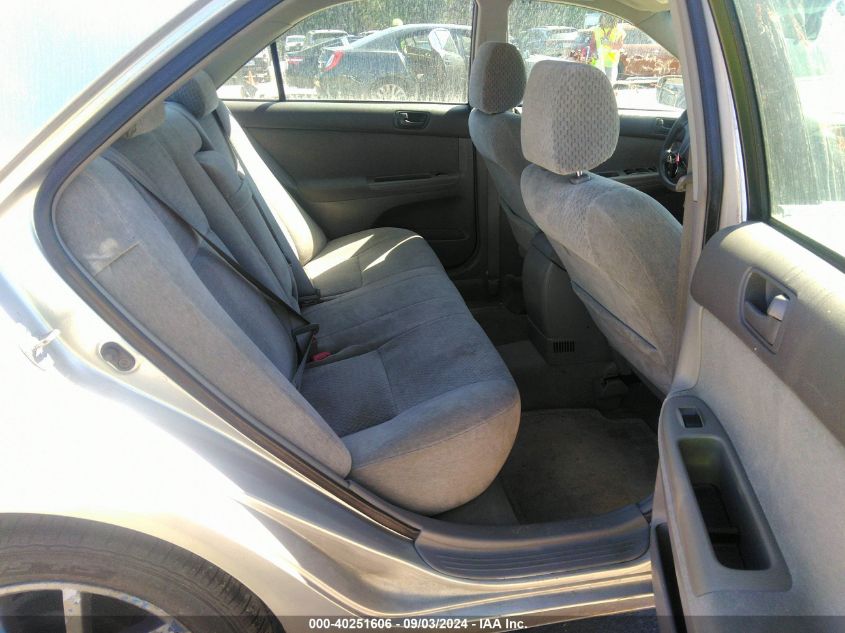 2003 Toyota Camry Le VIN: 4T1BE32K23U742810 Lot: 40251606