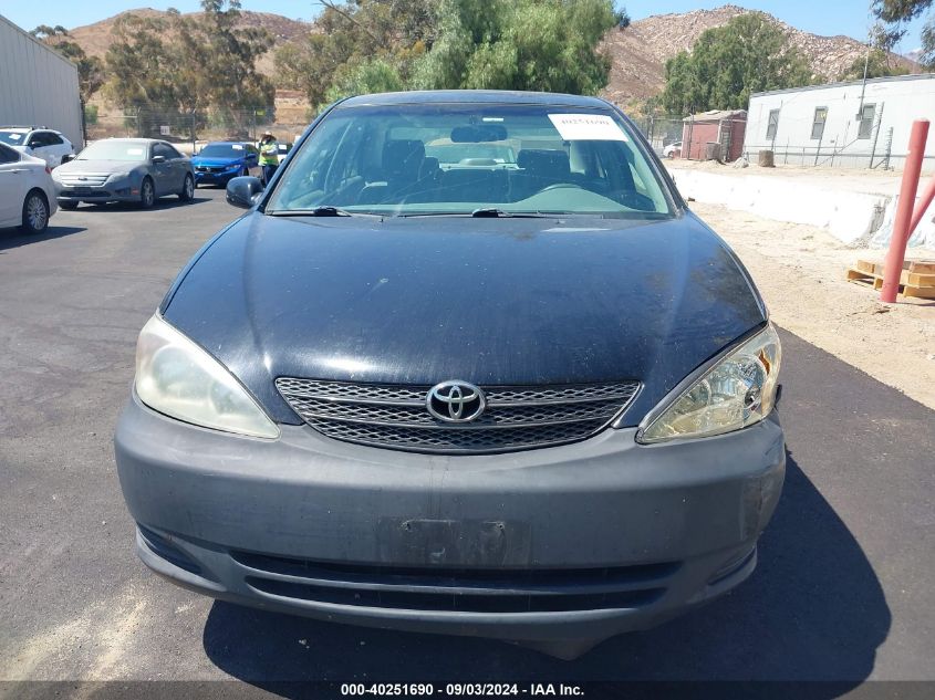 2002 Toyota Camry Le V6 VIN: 4T1BF32K02U018156 Lot: 40251690