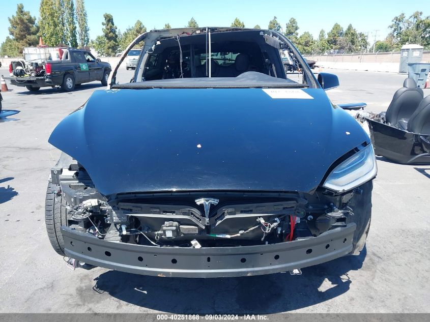 2020 Tesla Model X Long Range Dual Motor All-Wheel Drive/Long Range Plus Dual Motor All-Wheel Drive VIN: 5YJXCAE24LF272238 Lot: 40251868