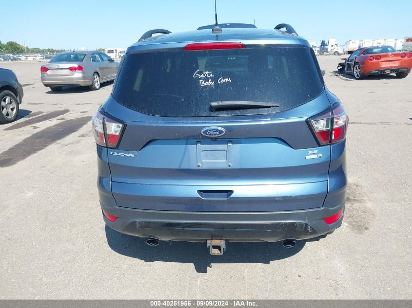 1FMCU9GD4JUC70241 2018 Ford Escape Se