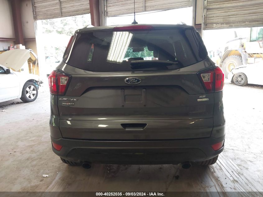 2019 Ford Escape Se VIN: 1FMCU0GD9KUB21692 Lot: 40252035