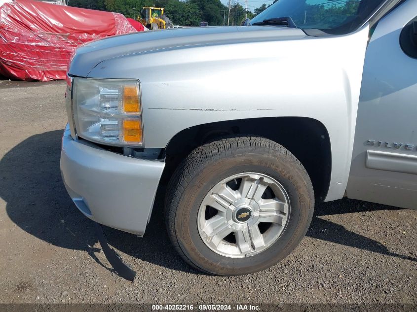 2011 Chevrolet Silverado K1500 Lt VIN: 3GCPKSE37BG240491 Lot: 40252216