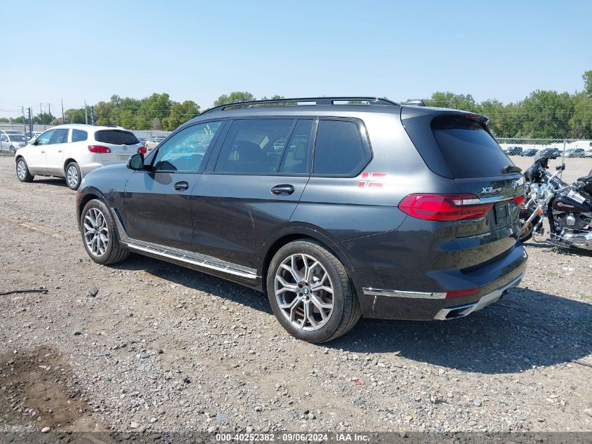 VIN 5UXCW2C02N9K38582 2022 BMW X7, Xdrive40I no.3