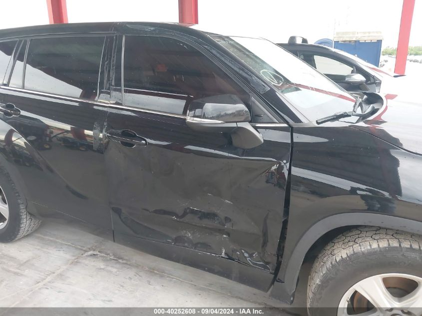 5TDCZRAH9MS536072 2021 Toyota Highlander L