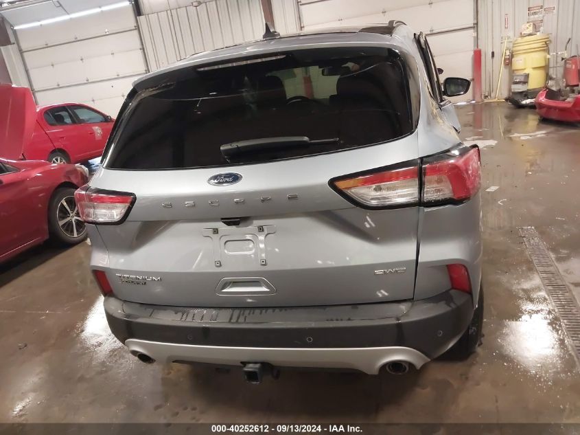 2022 Ford Escape Titanium VIN: 1FMCU9J97NUA13004 Lot: 40252612