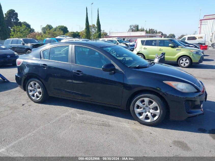 JM1BL1TG8D1791120 2013 Mazda Mazda3 I Sv