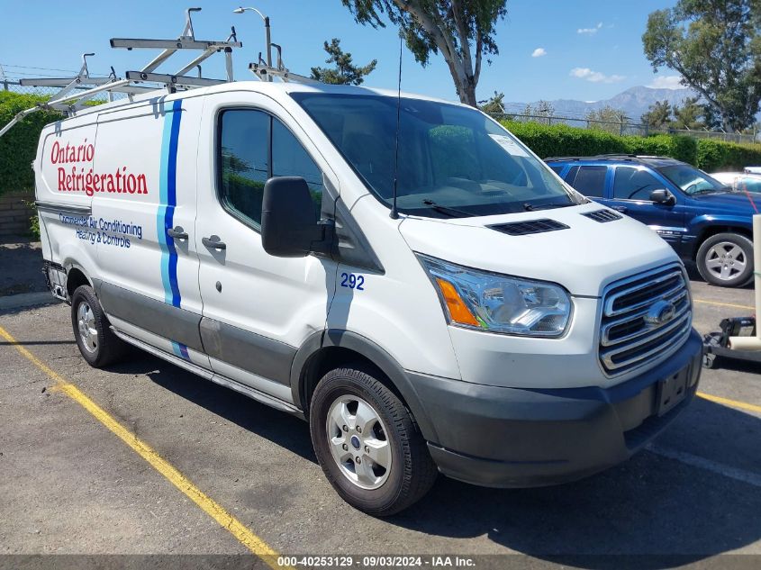 VIN 1FTYR1YG9HKA98445 2017 Ford Transit-250 no.1