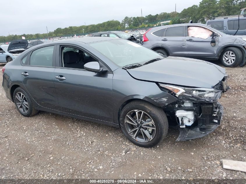 3KPF24AD9PE563885 2023 KIA FORTE - Image 1