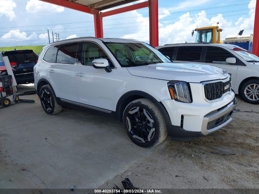 5XYP34GC1PG343711 2023 KIA TELLURIDE - Image 1