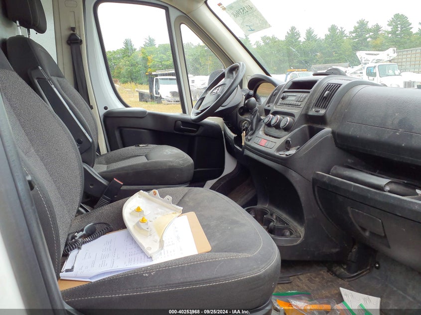 2017 RAM PROMASTER 1500 LOW ROOF 136 WB - 3C6TRVAG2HE525888