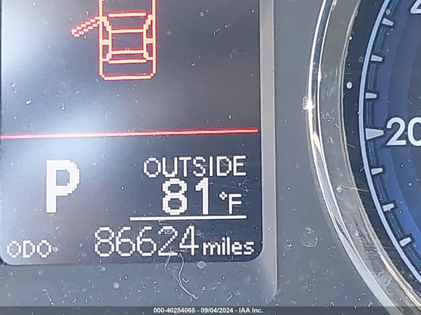 2017 TOYOTA COROLLA LE - 5YFBURHE1HP674581