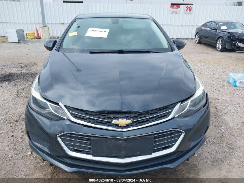 2017 Chevrolet Cruze Lt Auto VIN: 3G1BE5SM2HS560042 Lot: 40254610