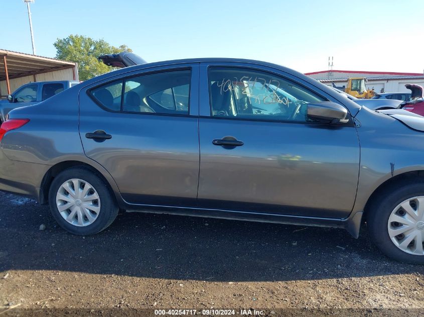 2018 Nissan Versa 1.6 S VIN: 3N1CN7AP2JL806450 Lot: 40254717