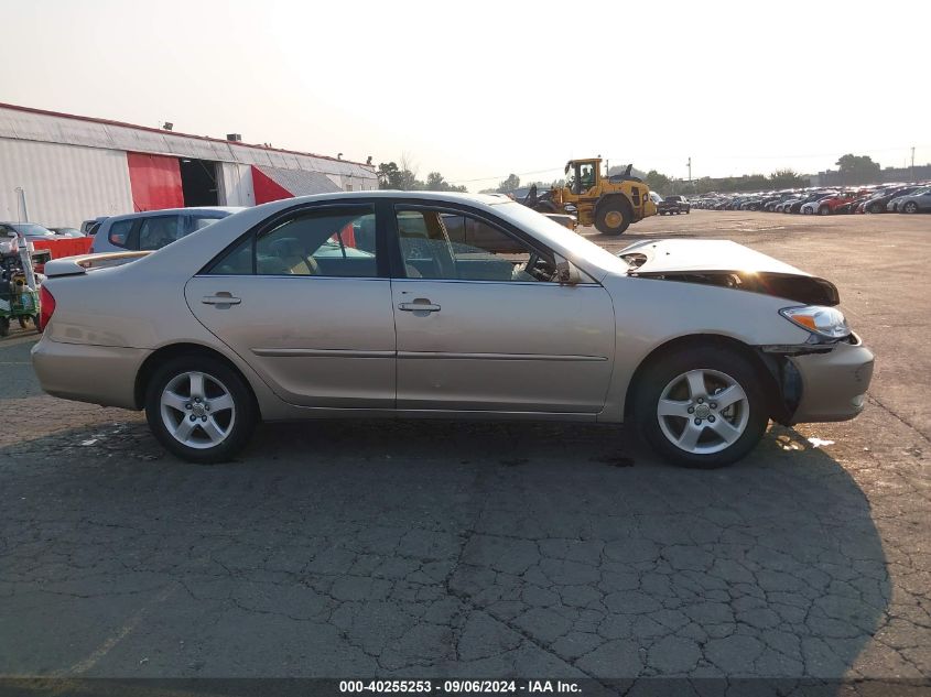 2004 Toyota Camry Se VIN: JTDBE30K240286596 Lot: 40255253