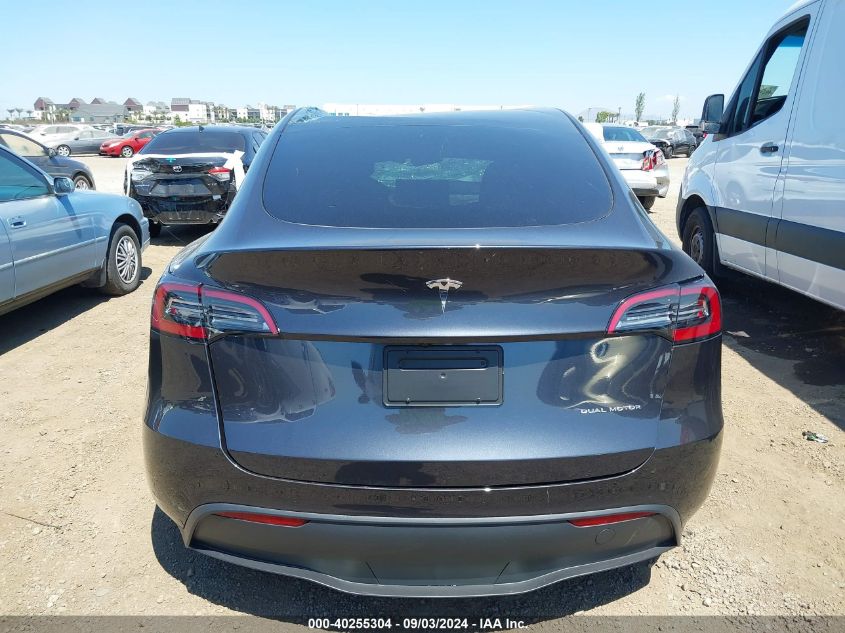 2024 Tesla Model Y Long Range Dual Motor All-Wheel Drive VIN: 7SAYGDEE8RA246903 Lot: 40255304