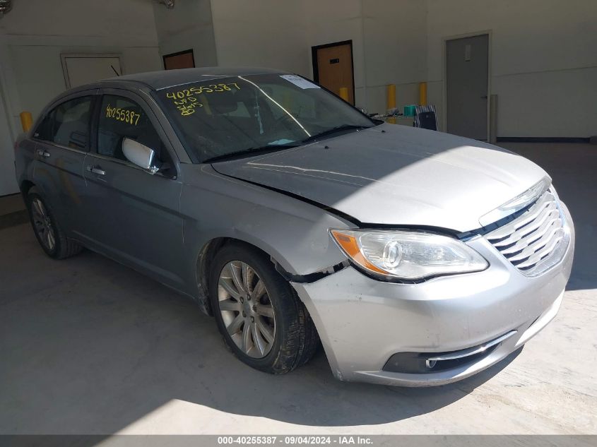 2013 Chrysler 200 Limited VIN: 1C3CCBCG2DN674835 Lot: 40255387