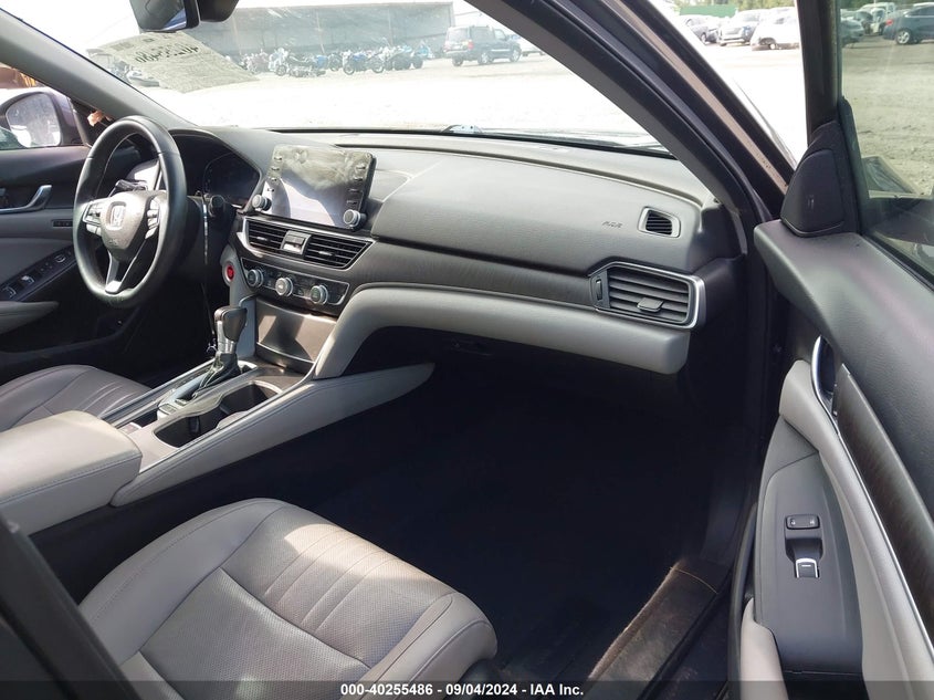 VIN 1HGCV1F53JA182121 2018 HONDA ACCORD EX-L