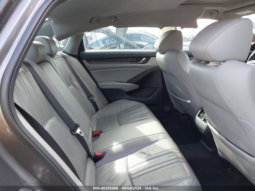 VIN 1HGCV1F53JA182121 2018 HONDA ACCORD EX-L