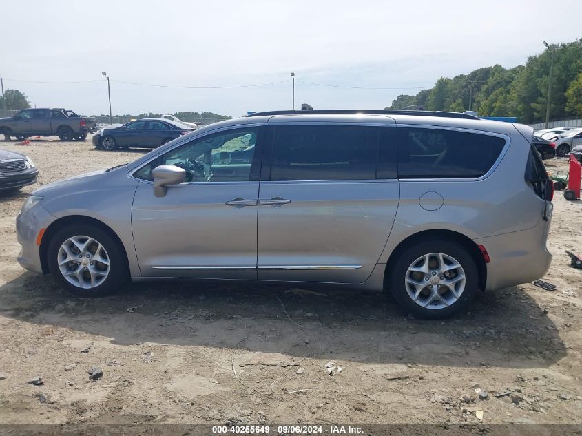 2017 Chrysler Pacifica Touring-L VIN: 2C4RC1BG9HR729971 Lot: 40255649