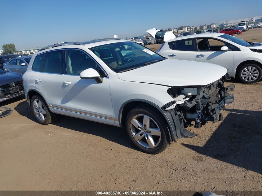 2013 VOLKSWAGEN TOUAREG VR6 LUX - WVGEF9BPXDD002187