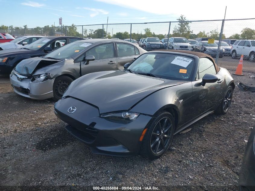 JM1NDAD76K0306789 2019 MAZDA MX-5 - Image 2