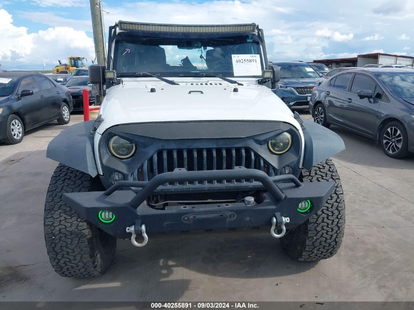 2014 Jeep Wrangler Unlimited Sport VIN: 1C4BJWDG1EL159647 Lot: 40255891