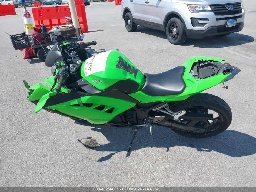 2015 Kawasaki Ex300 B VIN: JKAEX8B17FDA21609 Lot: 40256061