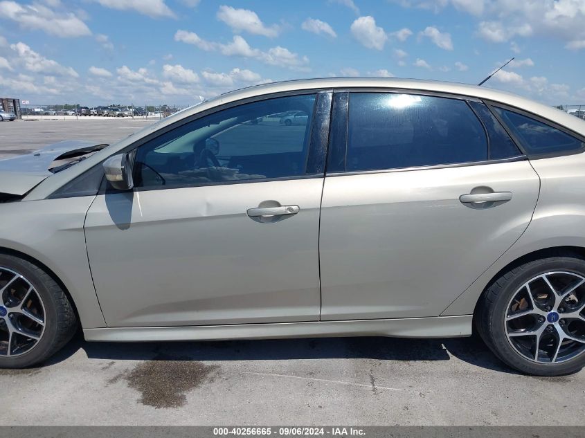 2016 Ford Focus Se VIN: 1FADP3F25GL289432 Lot: 40256665