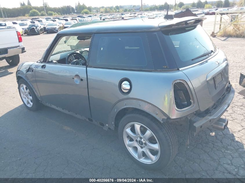 2010 Mini Cooper S VIN: WMWMF7C58ATZ34551 Lot: 40256676