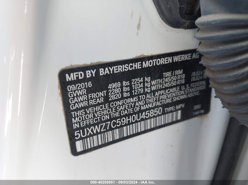 2017 BMW X3 Sdrive28I VIN: 5UXWZ7C59H0U45850 Lot: 39990216